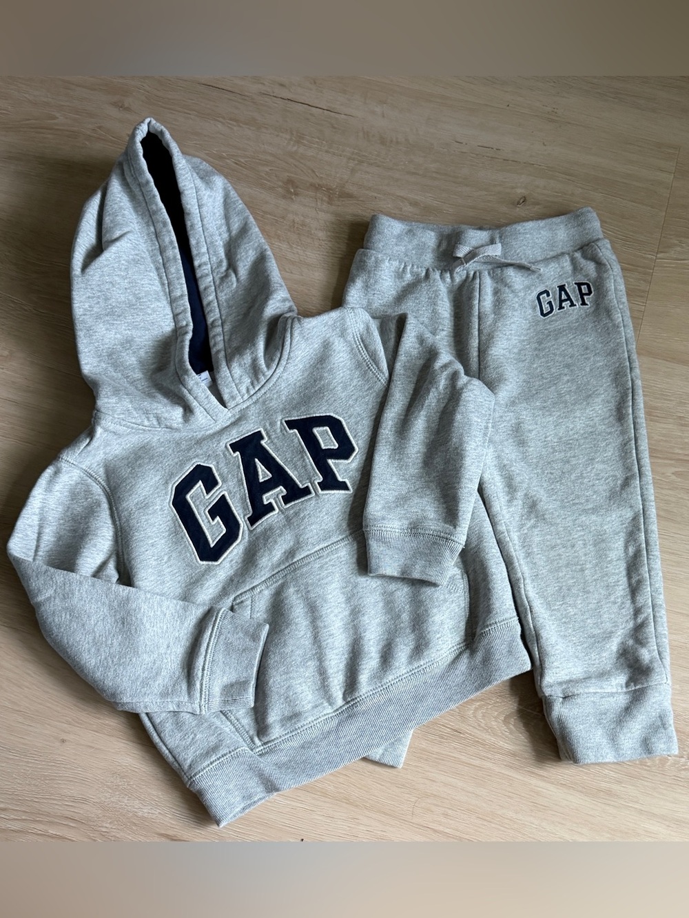GAP Light Gray Hoodie & Joggers with Navy Logo